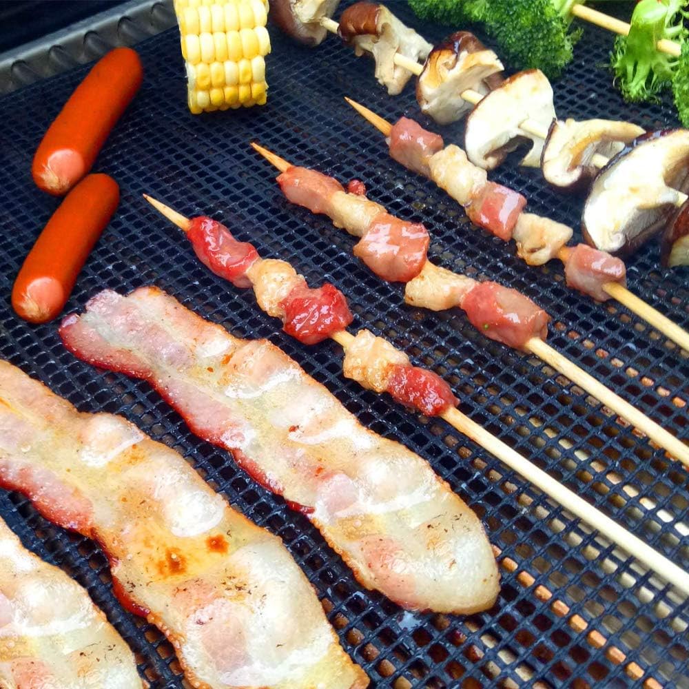 AOOCAN Grill mesh mat - Set of 5 Non Stick BBQ Grill mats, Heavy Duty, Reusable Grilling mats, Easy to Clean - Works on Gas, Charcoal, Pellet Grill - 15.75 x 13 in, Black