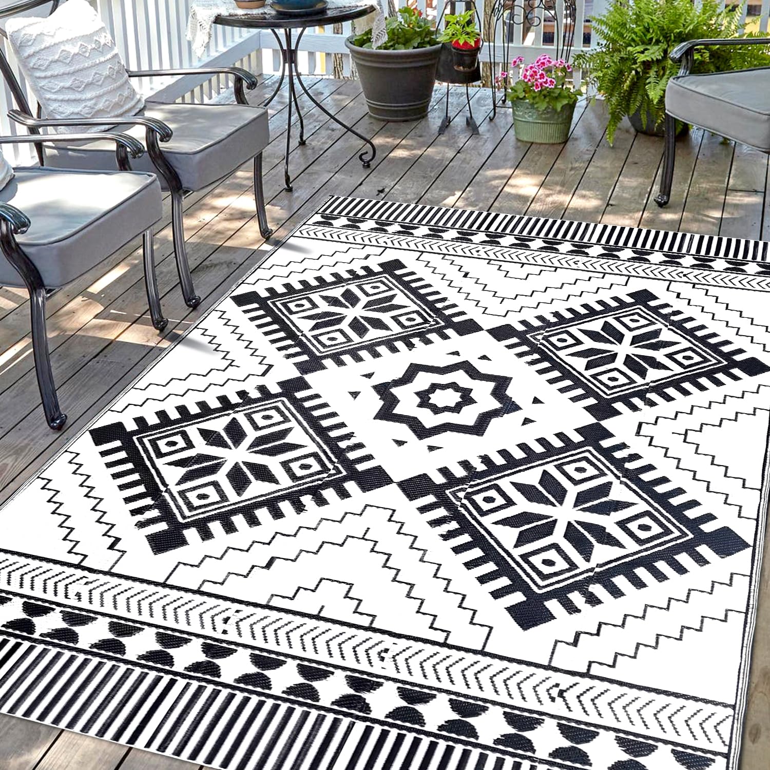 Waterproof Outdoor Rug 5x8ft, Bohemia Reversible Plastic Straw Mat for Patio RV Deck Porch Backyard Balcony Camping Picnic Beach Indoor Outdoor Carpet, Black&White