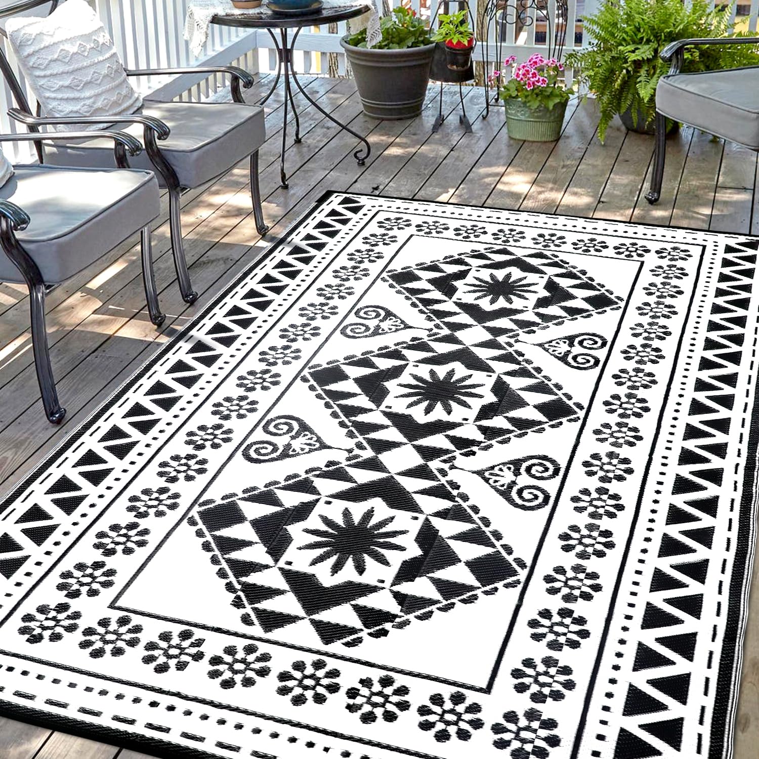 Waterproof Outdoor Rug 5x8ft, Bohemia Reversible Plastic Straw Mat for Patio RV Deck Porch Backyard Balcony Camping Picnic Beach Indoor Outdoor Carpet, Black&White