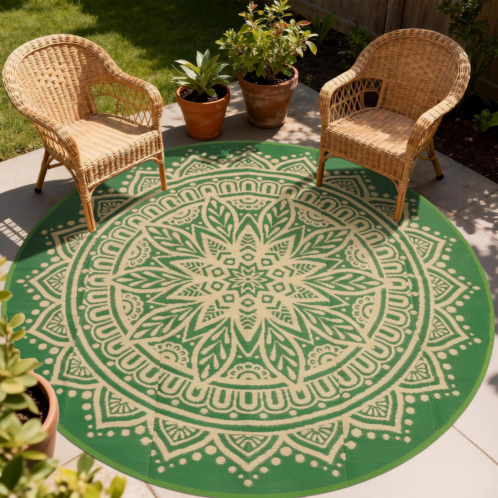 Round Outdoor Rugs 8Ft Waterproof, Outdoor Reversible Mats, Lightweight Plastic Straw Rug, Portable RV Camping Mat Floor Carpets for Deck Porch Picnic Beach Garden, Black/Camel