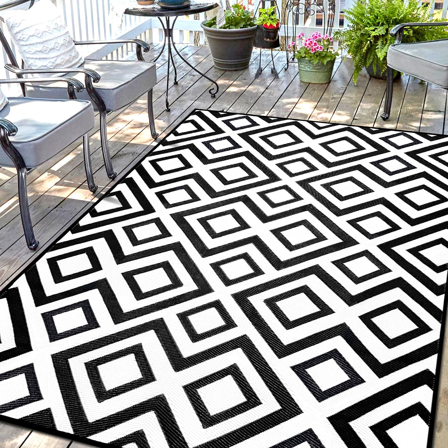 Waterproof Outdoor Rug 5x8ft, Bohemia Reversible Plastic Straw Mat for Patio RV Deck Porch Backyard Balcony Camping Picnic Beach Indoor Outdoor Carpet, Black&White