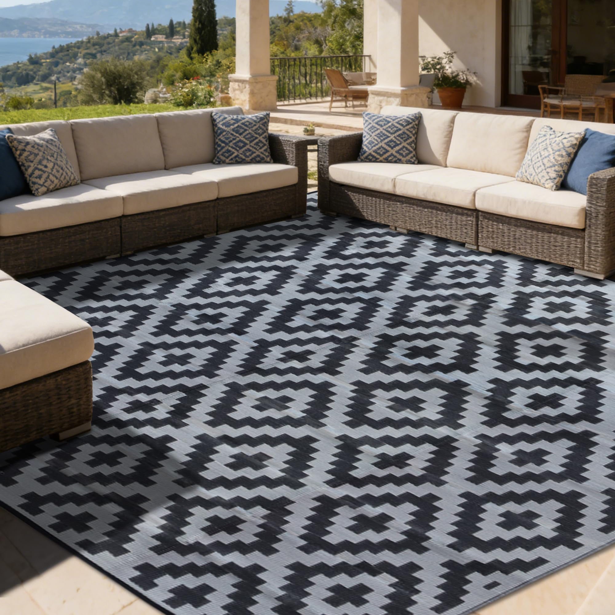 SAND MINE Waterproof Outdoor Rug 5x8 ft, Plastic Reversible Rug, Modern Area Rug, Large Floor Mat for Outdoors, RV, Patio, Backyard, Deck, Picnic, Beach, Camping, Black & Beige