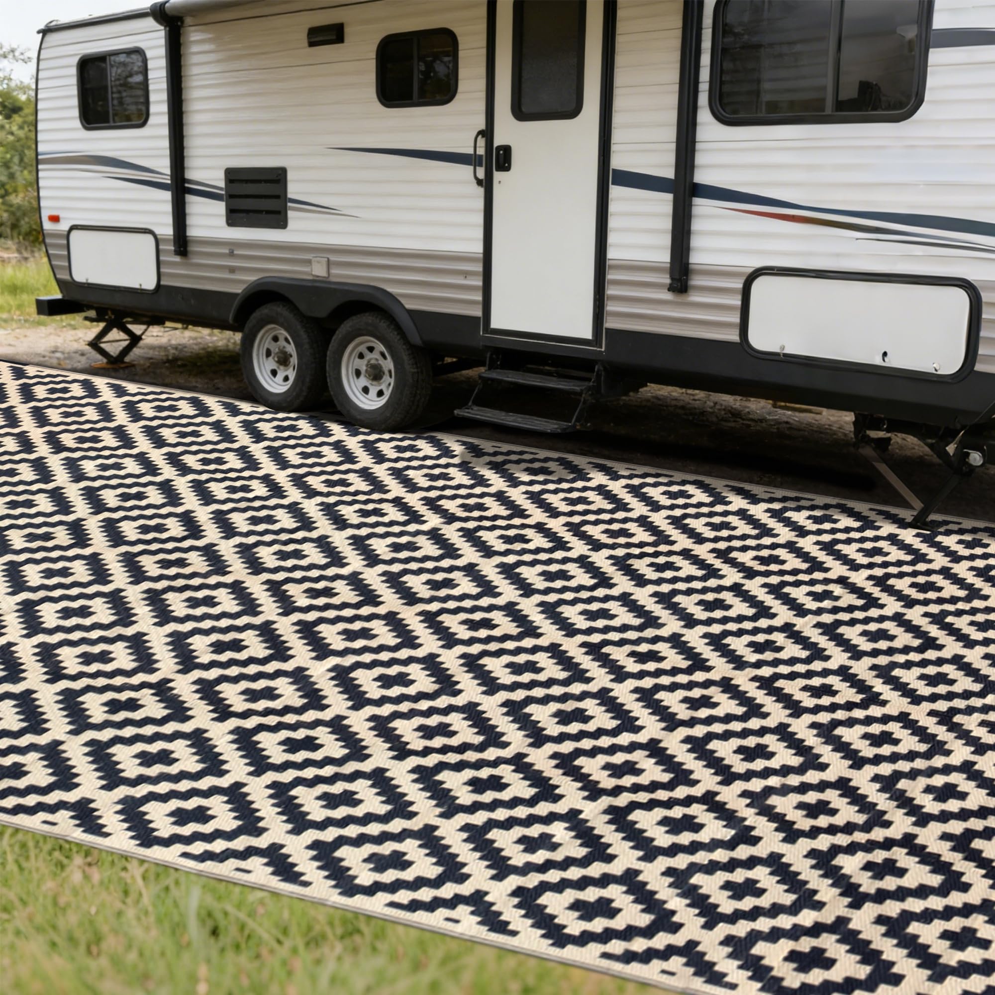 SAND MINE Waterproof Outdoor Rug 5x8 ft, Plastic Reversible Rug, Modern Area Rug, Large Floor Mat for Outdoors, RV, Patio, Backyard, Deck, Picnic, Beach, Camping, Black & Beige