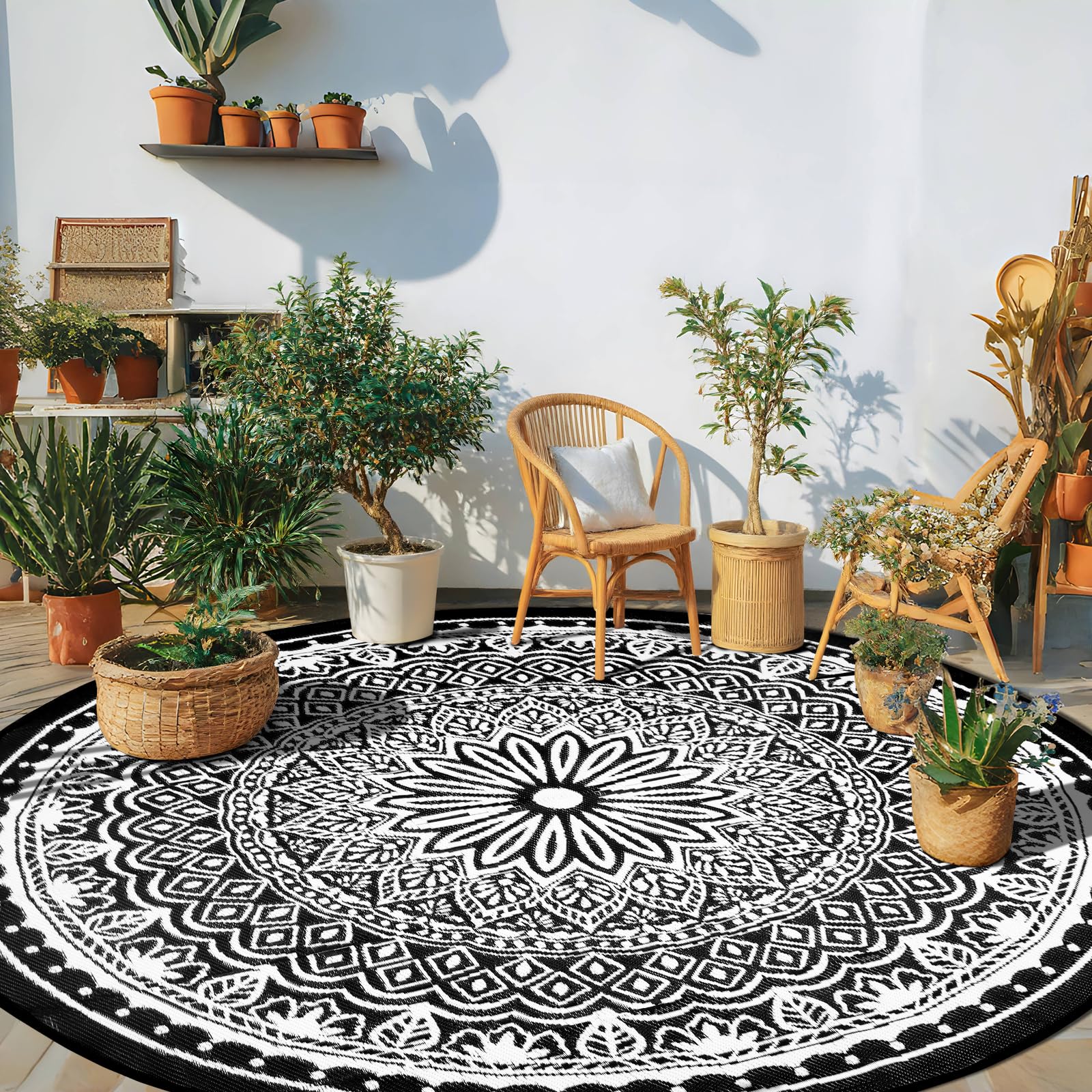 Round Outdoor Rugs 8Ft Waterproof, Outdoor Reversible Mats, Lightweight Plastic Straw Rug, Portable RV Camping Mat Floor Carpets for Deck Porch Picnic Beach Garden, Black/Camel
