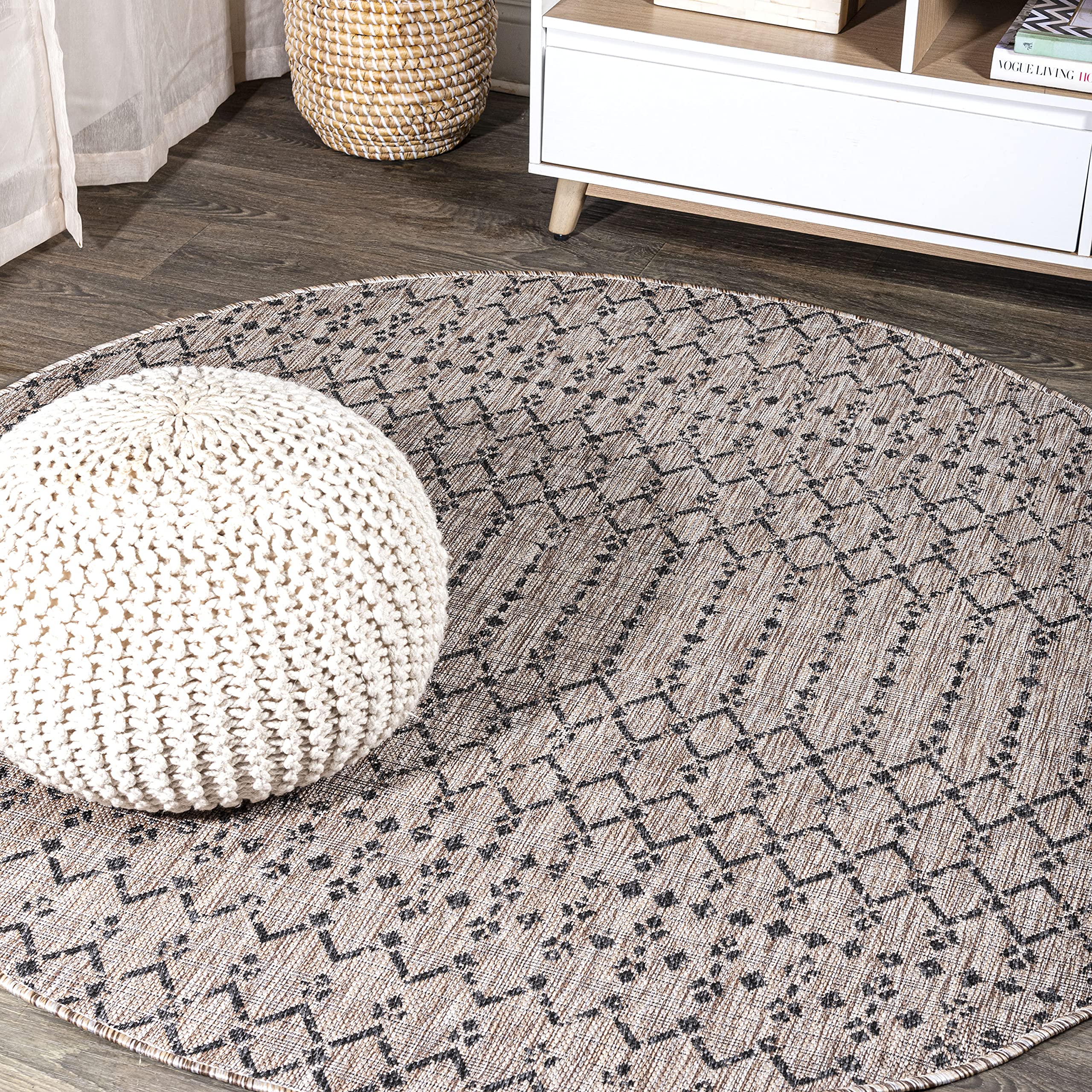 JONATHAN Y Moroccan Geometric Indoor Outdoor Area Rug 8X10 Natural/Black, Ourika Textured Weave for Backyard, Patio, Porch, Easy-Cleaning, High Traffic, Pet-Friendly, Non-Shedding (SMB108D-8)