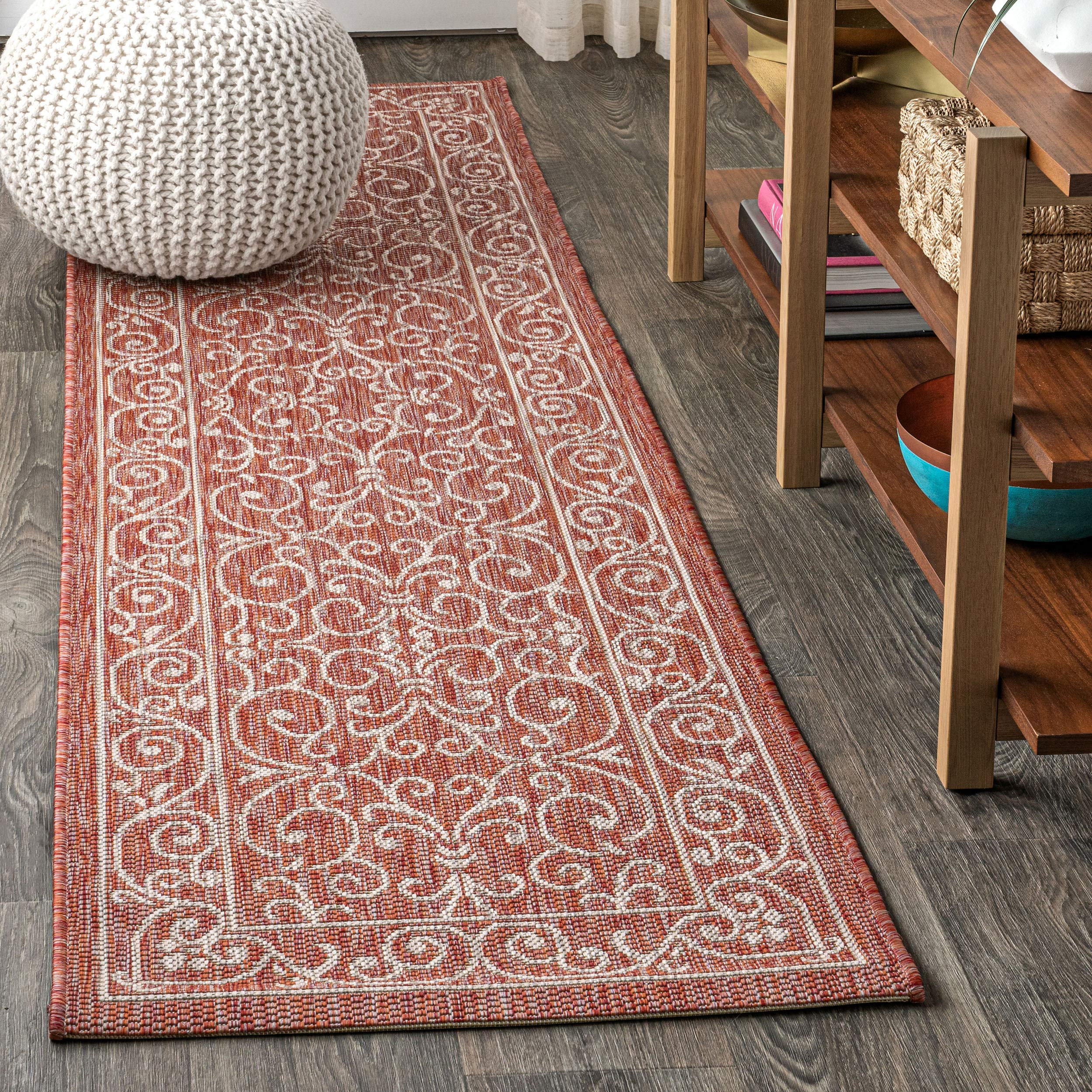 JONATHAN Y Vintage Filigree Indoor Outdoor Area Rug 5X8 Red/Beige, Charleston Textured Weave for Backyard, Patio, Porch, Easy-Cleaning, High Traffic, Pet-Friendly, Non-Shedding (SMB106B-5)