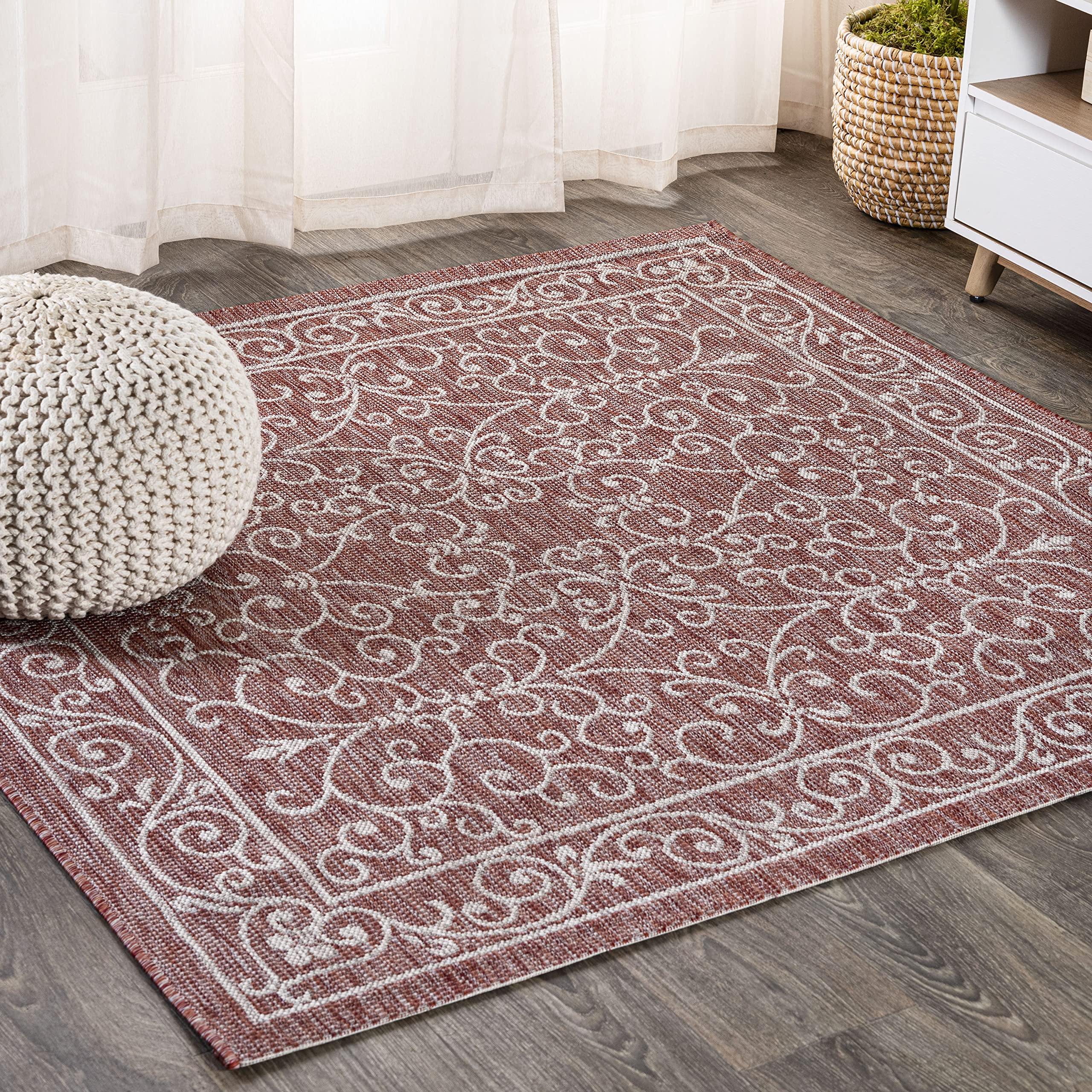 JONATHAN Y Vintage Filigree Indoor Outdoor Area Rug 5X8 Red/Beige, Charleston Textured Weave for Backyard, Patio, Porch, Easy-Cleaning, High Traffic, Pet-Friendly, Non-Shedding (SMB106B-5)
