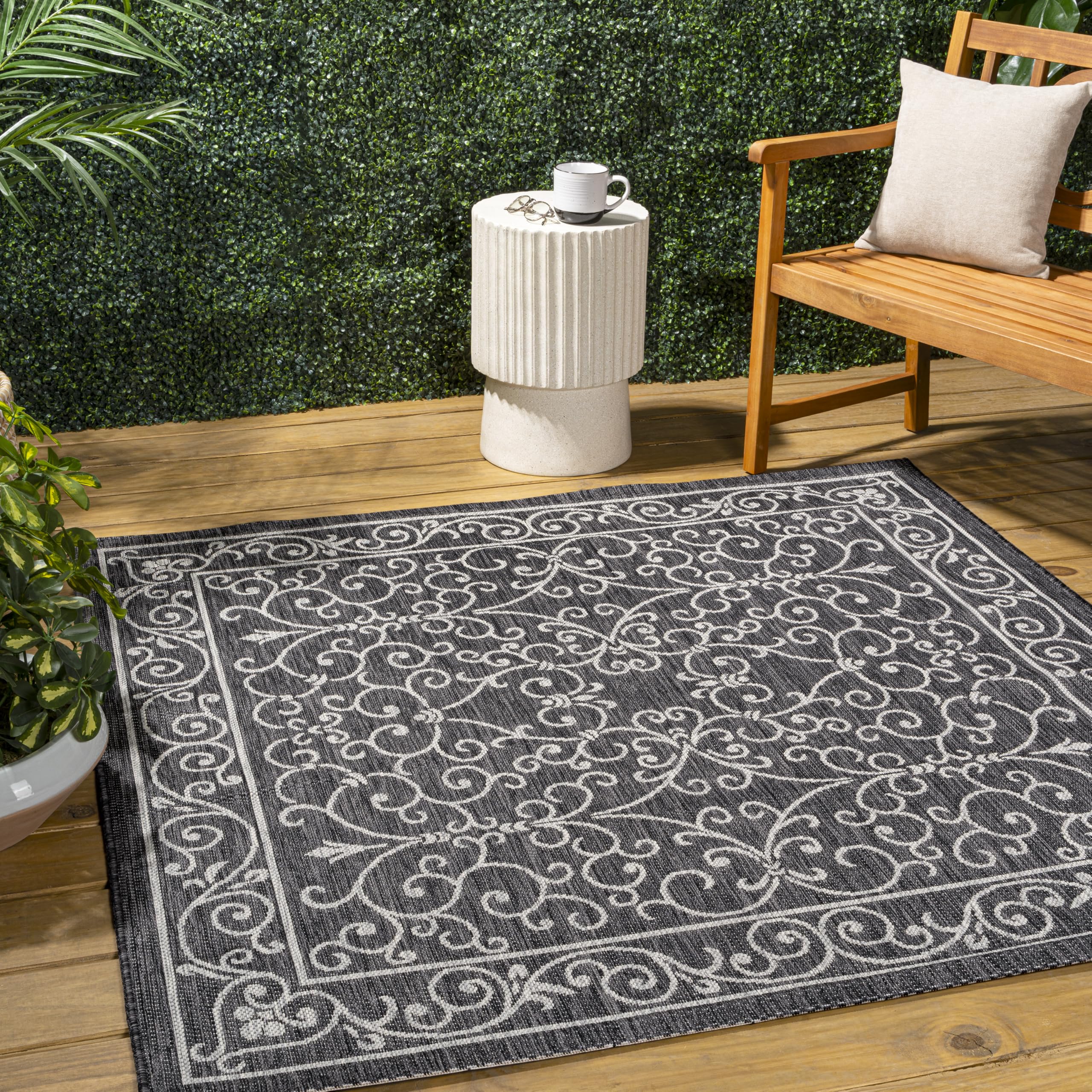 JONATHAN Y Vintage Filigree Indoor Outdoor Area Rug 5X8 Red/Beige, Charleston Textured Weave for Backyard, Patio, Porch, Easy-Cleaning, High Traffic, Pet-Friendly, Non-Shedding (SMB106B-5)